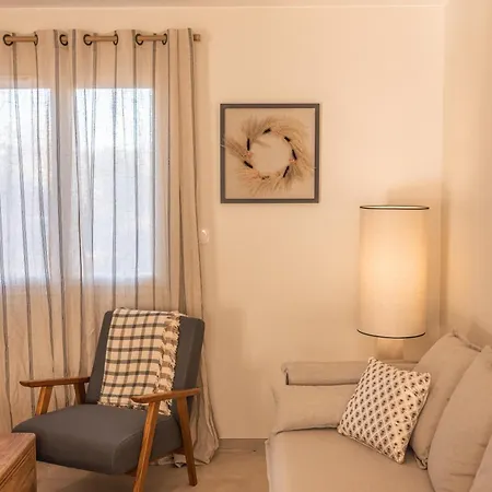 Villa Des Roches - *